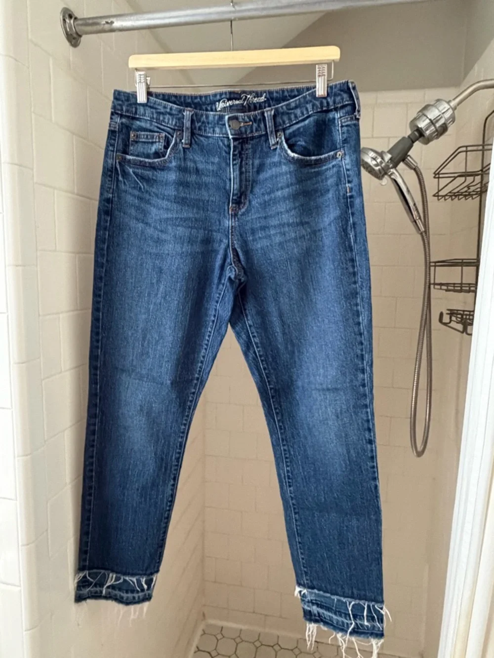 Universal Thread jeans - Picture 1 of 6
